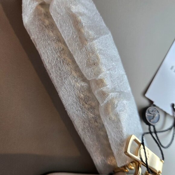 Coach zip card case with Creature Print - Picture 4 of 8